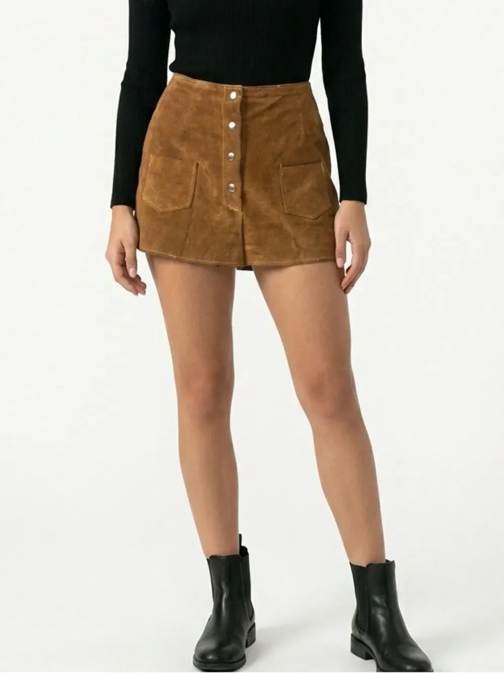 VINTAGE Tan Suede High Rise Shorts Snap Front Women’s Size 10